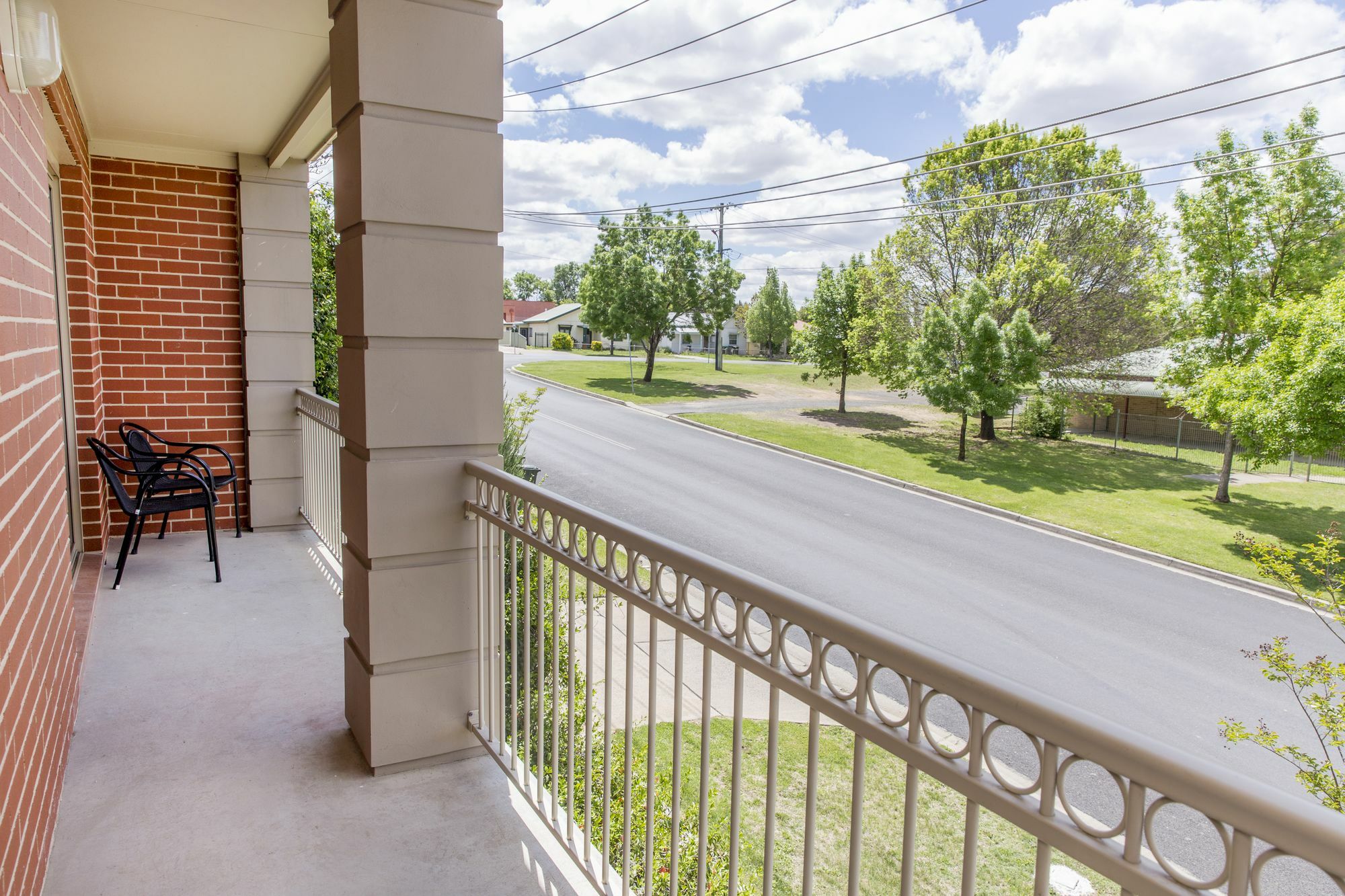 باثورست Charlotte Apartments المظهر الخارجي الصورة