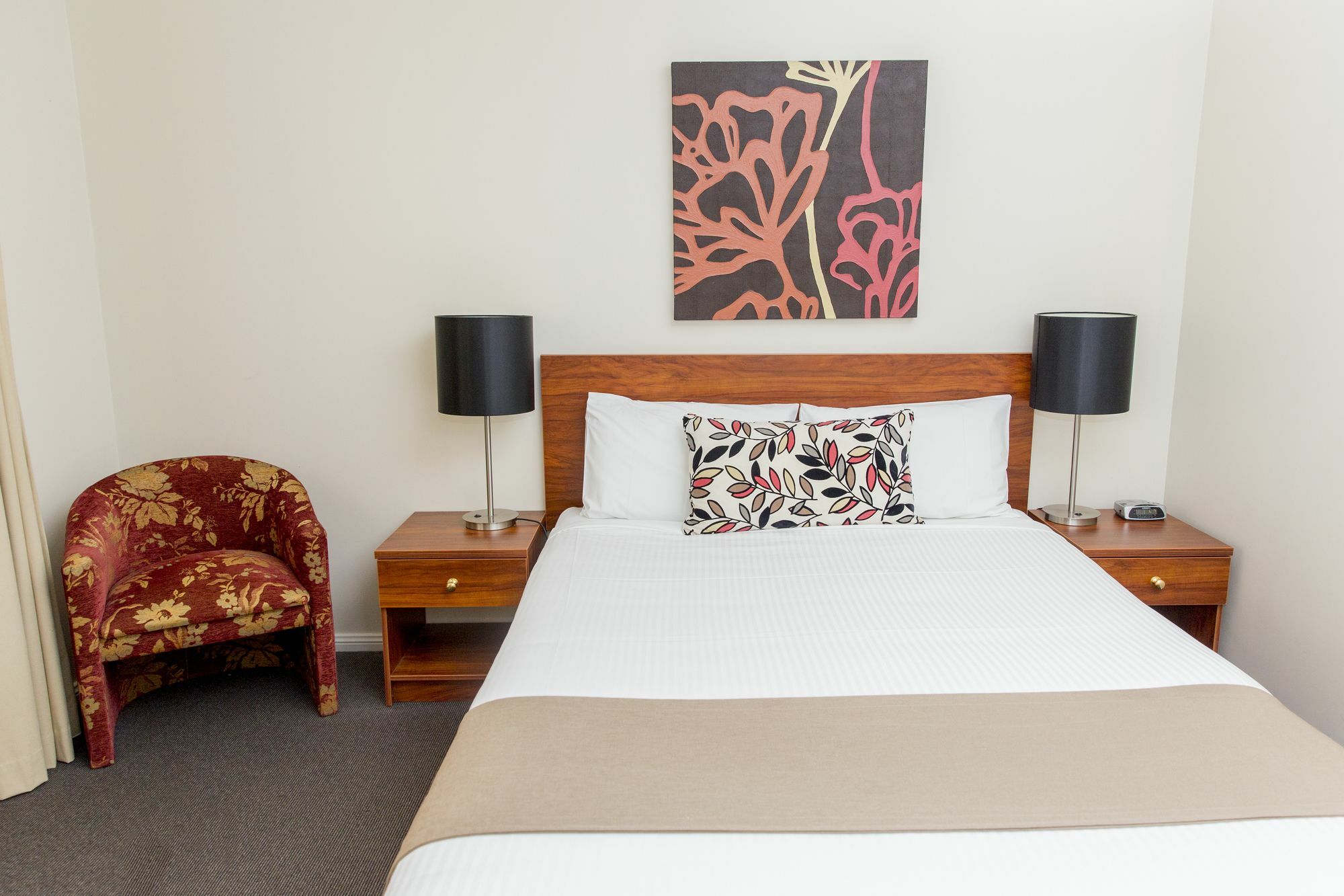 باثورست Charlotte Apartments المظهر الخارجي الصورة
