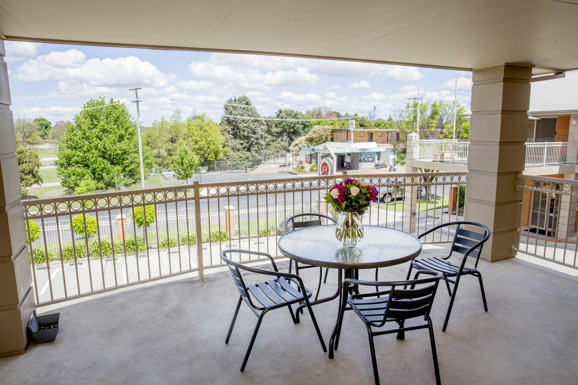 باثورست Charlotte Apartments المظهر الخارجي الصورة